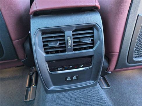 Certified 2023 BMW i4 eDrive35 image 18