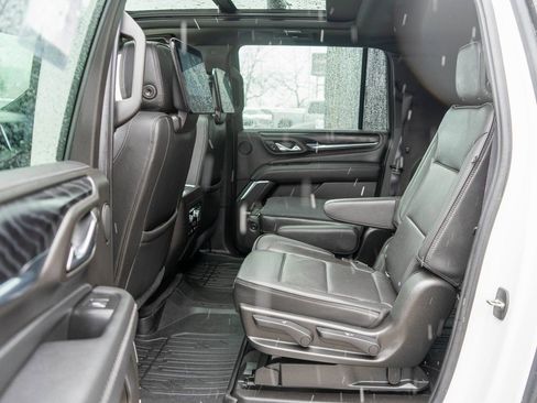 Used 2021 GMC Yukon XL Denali w/ Denali Ultimate Package image 13