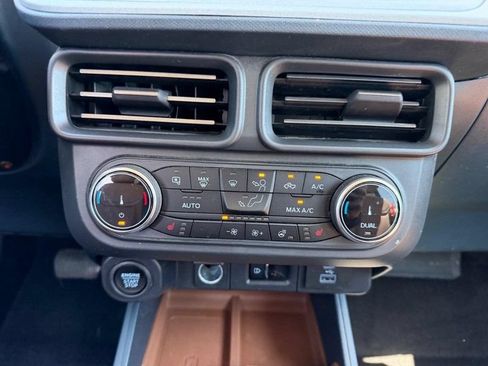 Used 2024 Ford Maverick Lariat AWD/4WD image 13