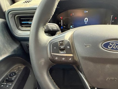Used 2026 Ford Maverick Lobo AWD/4WD image 19