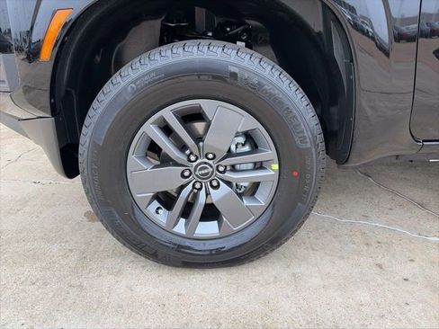 New 2026 Nissan Frontier SV image 9