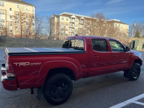 Used 2015 Toyota Tacoma 4x4 Double Cab w/ TRD Sport Package image 8