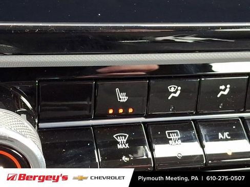 New 2027 Chevrolet Bolt LT w/ Comfort Package FWD image 14