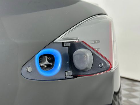 Used 2020 Tesla Model S Long Range Plus image 33