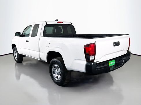 Used 2020 Toyota Tacoma SR RWD image 7