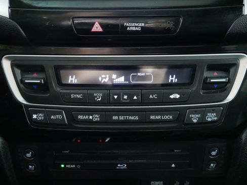 Used 2016 Honda Pilot Elite image 29