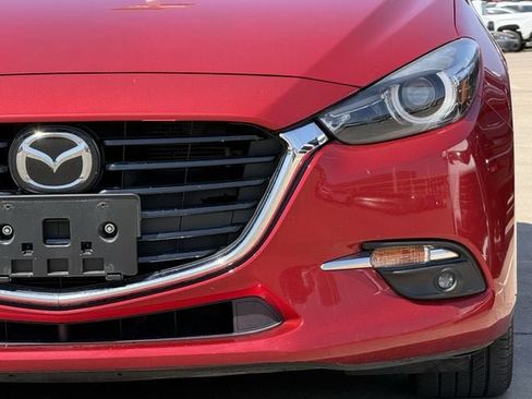 Used 2018 MAZDA MAZDA3 Grand Touring w/ Premium Equipment Package FWD image 8