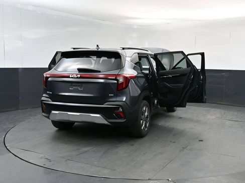 Certified 2024 Kia Seltos S AWD/4WD image 29