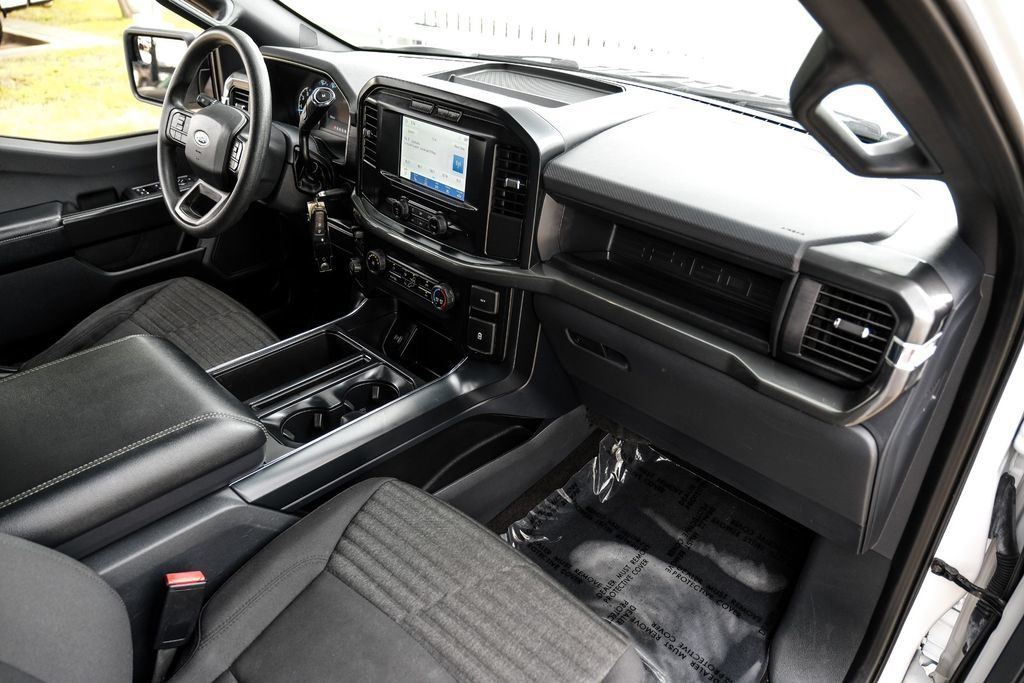 Used 2023 Ford F150 XL w/ STX Appearance Package RWD image 9