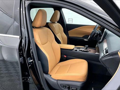 Used 2025 Lexus RX 350 Premium w/ Convenience Package image 6