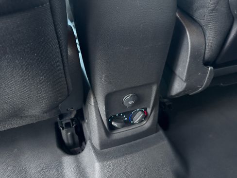 Used 2016 Ford Transit Connect XL image 15