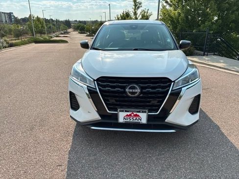 Used 2023 Nissan Kicks S FWD image 2