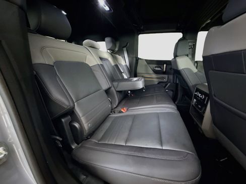 Used 2024 GMC Hummer EV 2X w/ LPO, Illumination Package AWD/4WD image 30