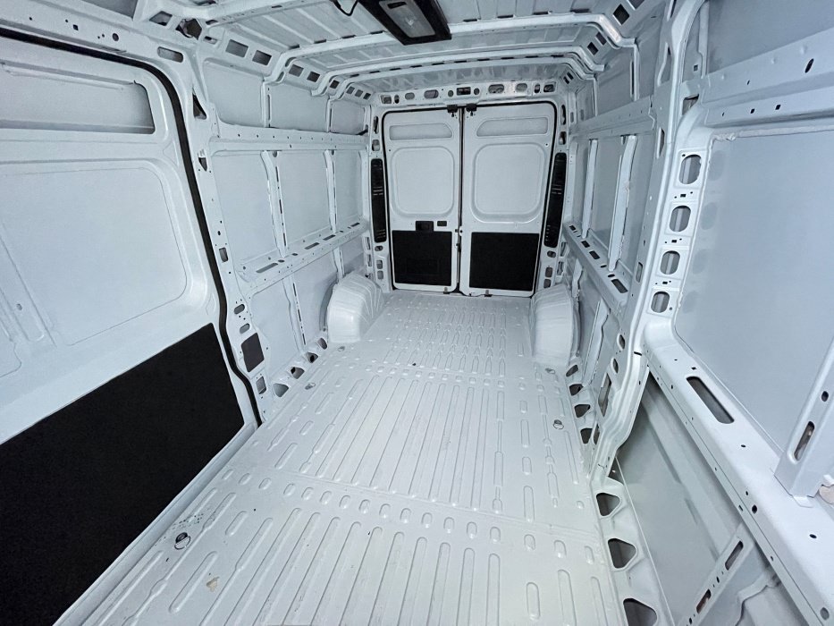 New 2024 RAM ProMaster 2500 w/ Safety Group FWD image 18