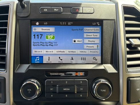 Used 2019 Ford F350 Lariat w/ Lariat Ultimate Package image 30