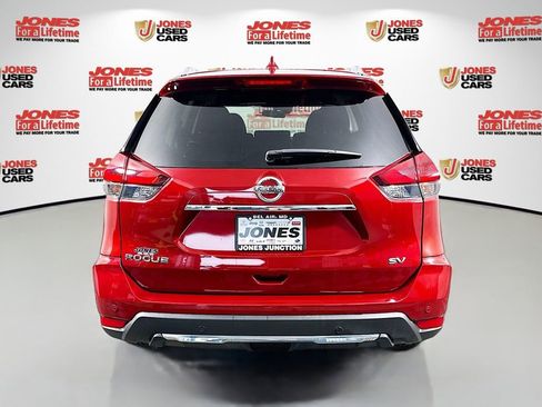 Used 2019 Nissan Rogue SV FWD image 14