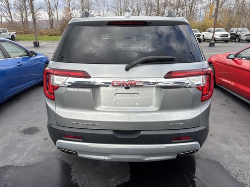Used 2023 GMC Acadia SLT image 60