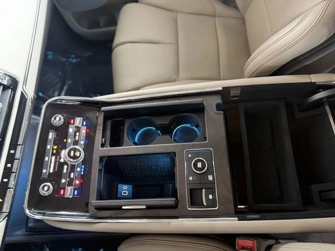 Used 2024 Lincoln Navigator L Reserve image 40