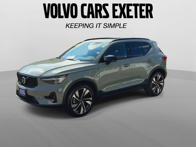 Certified 2024 Volvo XC40 B5 Plus w/ Protection Package Premier AWD/4WD image 4