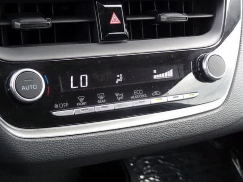 Used 2023 Toyota Corolla LE FWD image 22