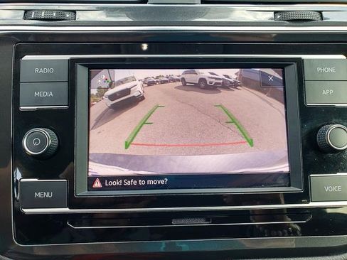 Used 2024 Volkswagen Tiguan S image 18