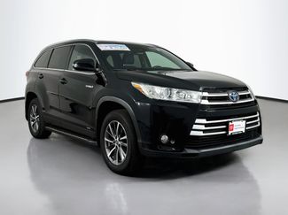 Certified 2019 Toyota Highlander XLE AWD/4WD video 1