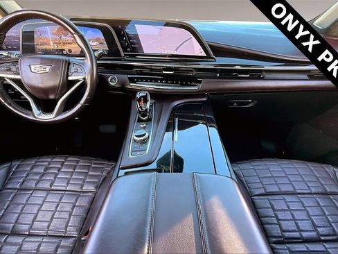 Used 2023 Cadillac Escalade Sport Platinum w/ LPO, ONYX Package image 15