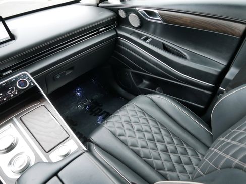 Used 2023 Genesis GV80 3.5T w/ Prestige Package image 11