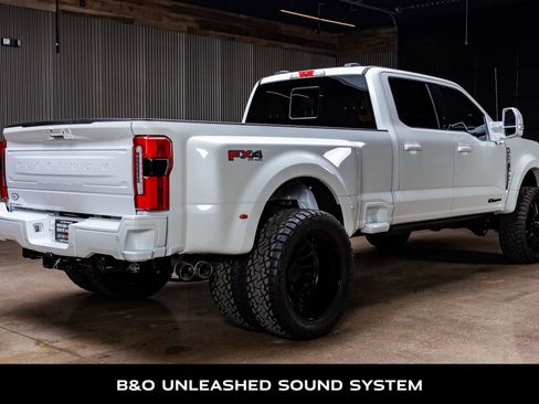 Used 2026 Ford F450 Platinum w/ Platinum Plus Package image 9