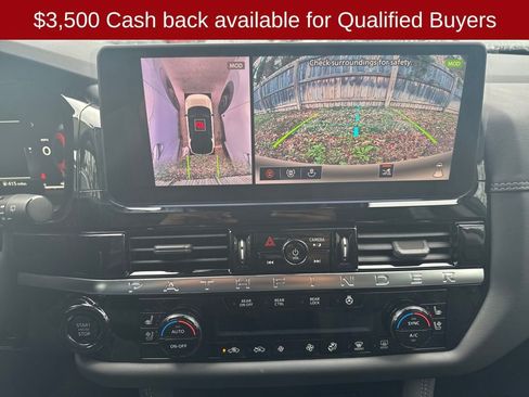 New 2026 Nissan Pathfinder Platinum image 17