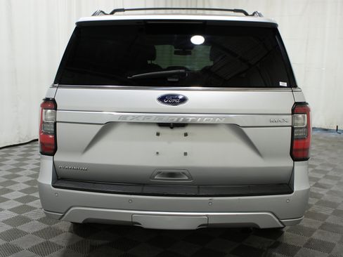 Used 2018 Ford Expedition Max Platinum AWD/4WD image 37