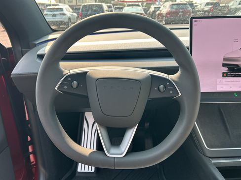 Used 2026 Tesla Model Y 2WD image 16