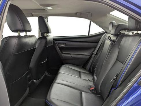 Used 2018 Toyota Corolla XSE FWD image 17