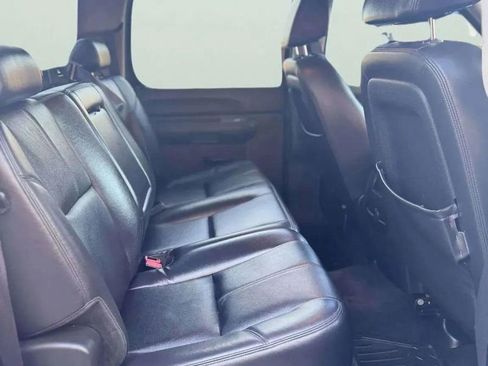 Used 2008 Chevrolet Silverado 2500 LT w/ 2LT Convenience Package image 16