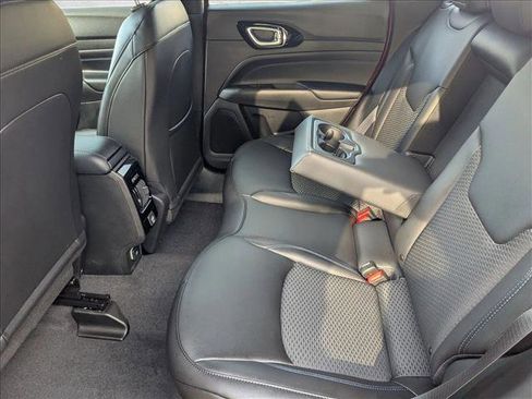 New 2026 Jeep Compass Latitude image 15