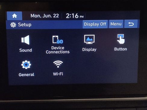 Used 2025 Hyundai Venue SEL FWD image 25