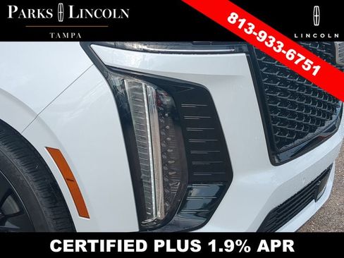 Used 2026 Cadillac Escalade Platinum Sport AWD/4WD image 6