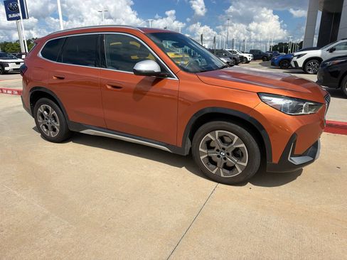 Used 2024 BMW X1 xDrive28i AWD/4WD image 1