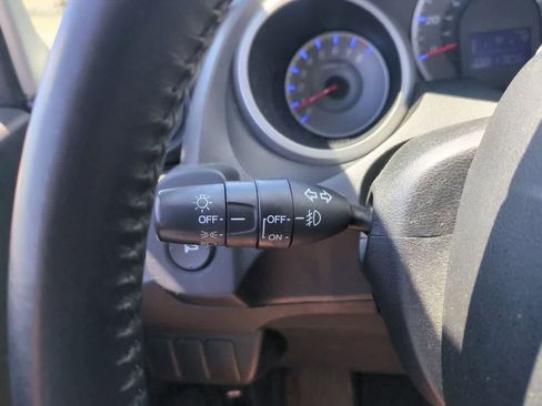 Used 2010 Honda Fit Sport image 27