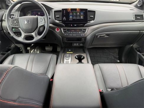 Used 2024 Honda Passport TrailSport image 12