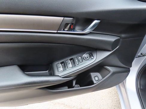 Used 2020 Honda Accord Hybrid image 21