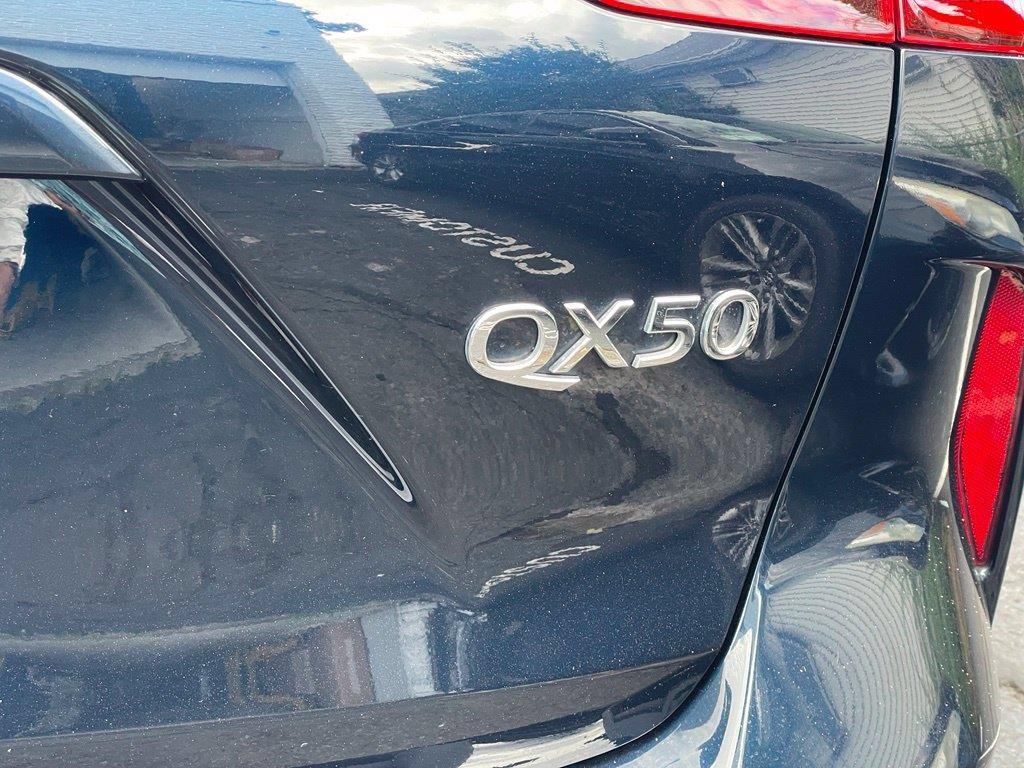 Certified 2023 INFINITI QX50 Luxe AWD/4WD image 32