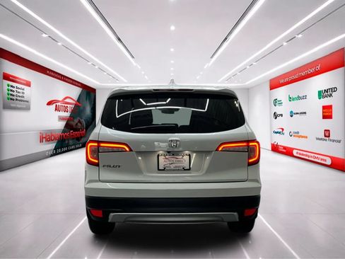 Used 2021 Honda Pilot EX image 6