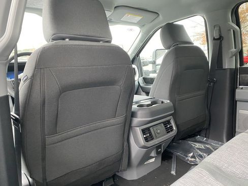 New 2026 Ford F450 XLT w/ XLT Premium Package image 31