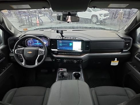 Used 2025 Chevrolet Silverado 1500 LT w/ Z71 Off-Road Package image 25