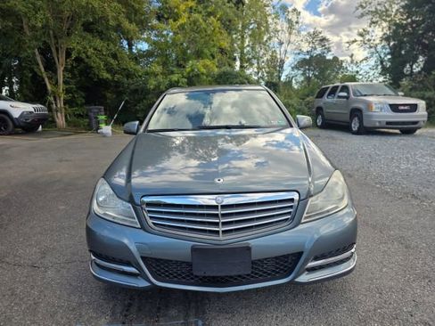 Used 2012 Mercedes-Benz C 250 Sedan image 2
