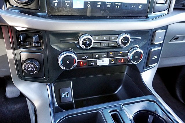 Used 2024 Ford F150 XLT w/ Equipment Group 302A MID RWD image 39