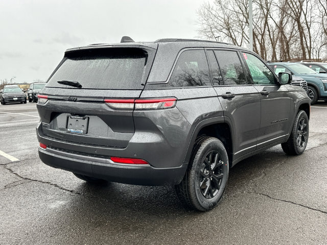 New 2026 Jeep Grand Cherokee Altitude AWD/4WD image 2