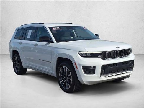 Used 2021 Jeep Grand Cherokee L Overland w/ Advanced Protech Group III RWD image 3