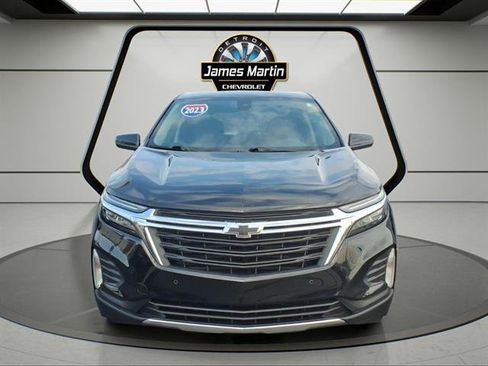 Used 2023 Chevrolet Equinox LT image 2